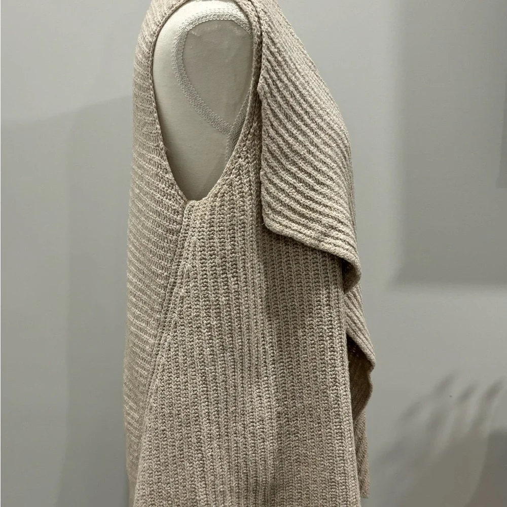 Loft Beige Chunky Knit Cardigan Sleeveless Size M Winter Spring Soft Baggy Moms